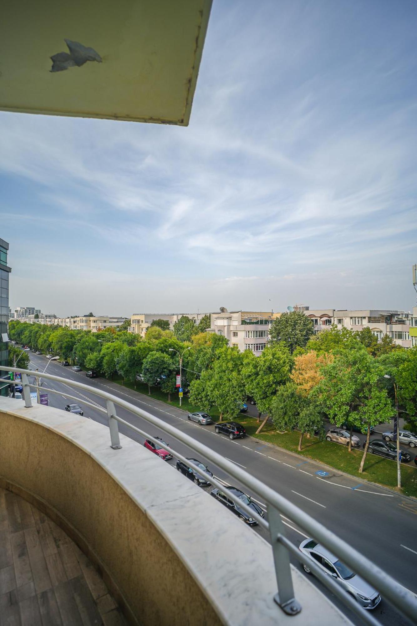 Penthouse With Huge Rooftop Terrace & City View Bucharest Exterior photo