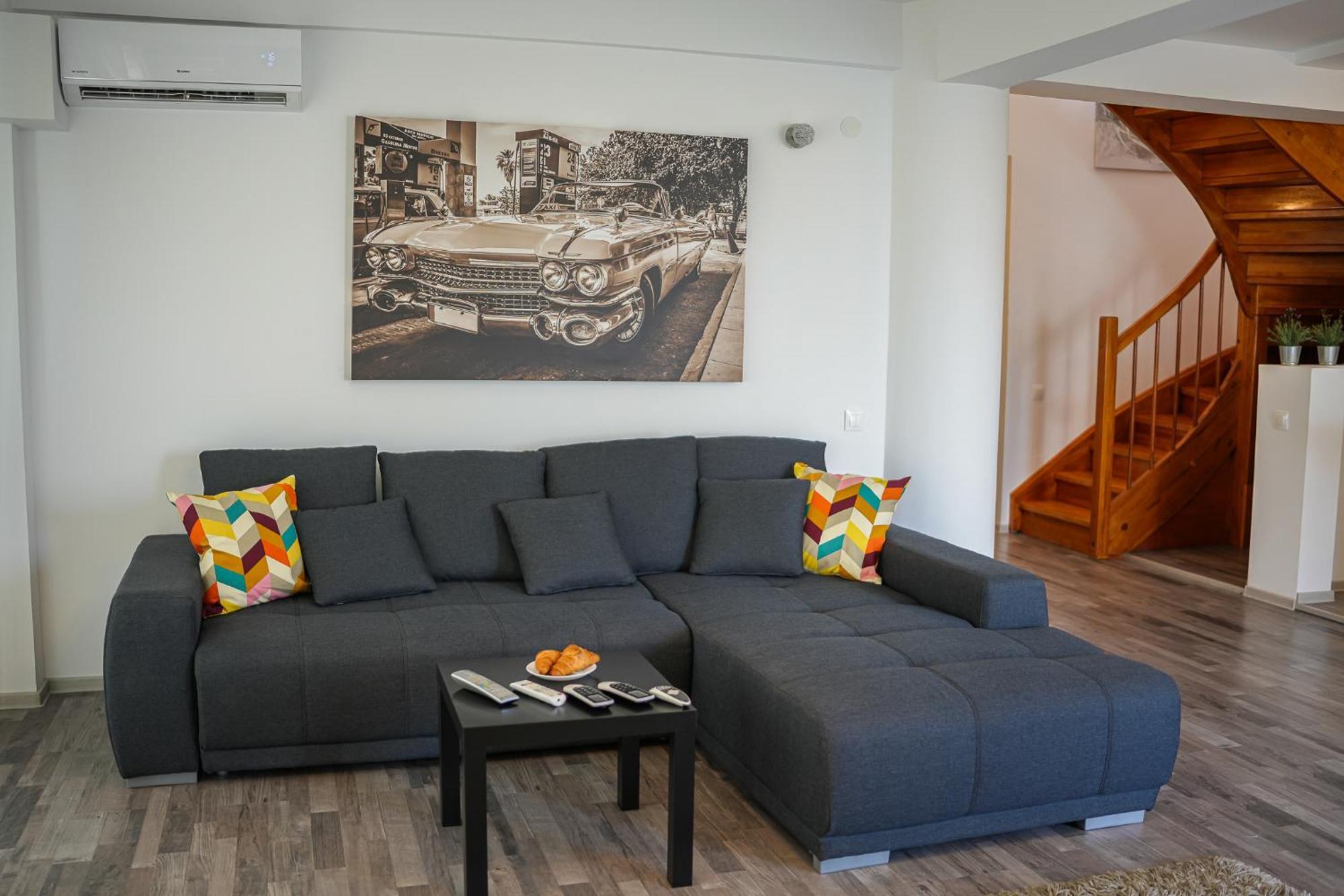Penthouse With Huge Rooftop Terrace & City View Bucharest Exterior photo